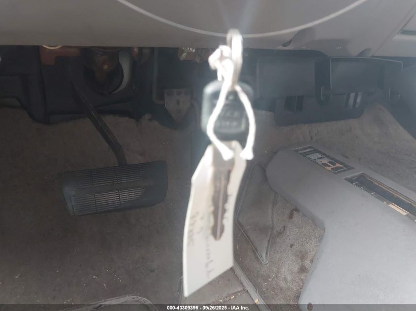 1998 GMC Sierra 1500 Sl Wideside VIN: 2GTEK19R5W1517959 Lot: 43309396