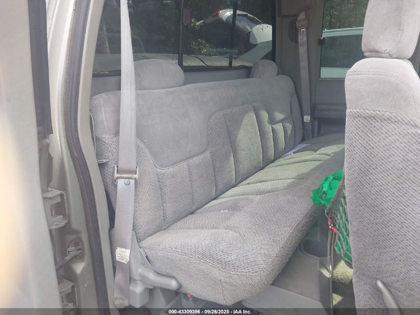 1998 GMC Sierra 1500 Sl Wideside VIN: 2GTEK19R5W1517959 Lot: 43309396