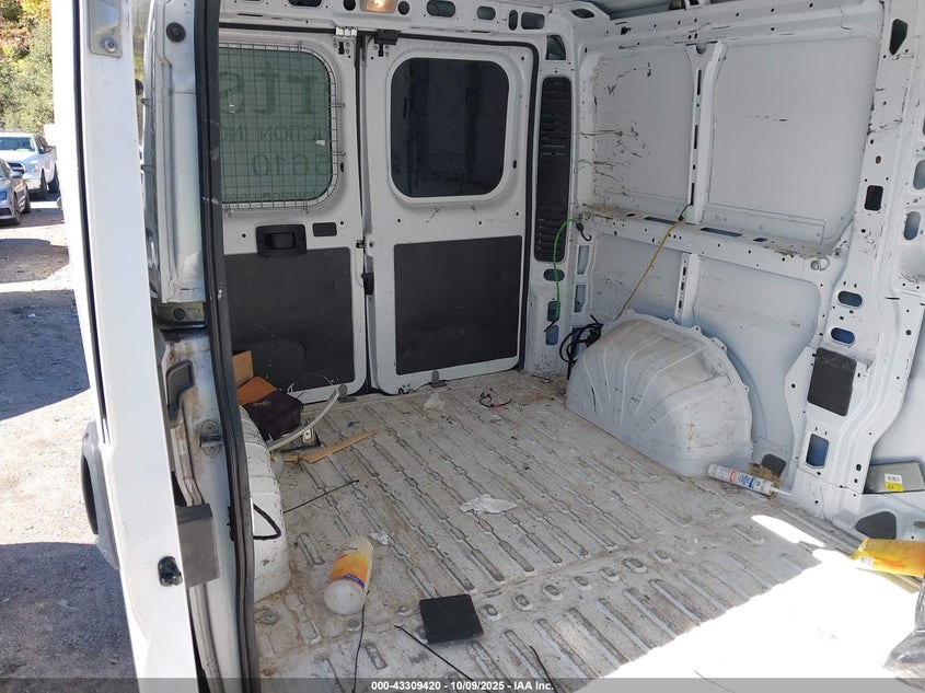 2021 Ram Promaster 1500 Low Roof 136 Wb VIN: 3C6LRVAG4ME539916 Lot: 43309420