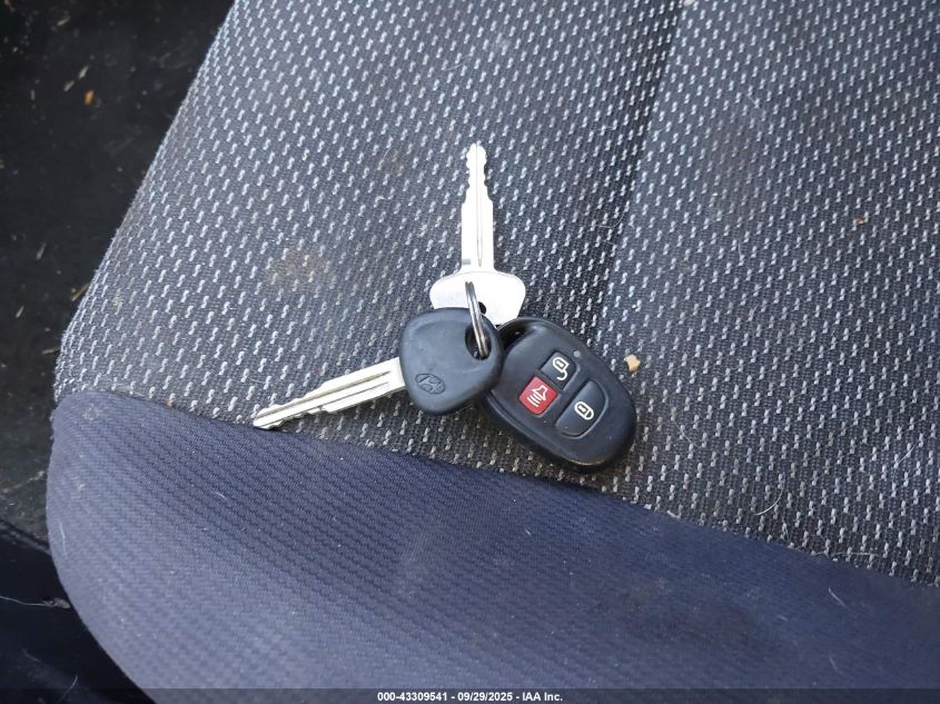 2006 Hyundai Tiburon Gs VIN: KMHHM65D66U222450 Lot: 43309541