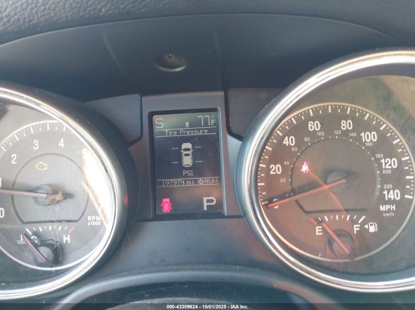 2013 Jeep Grand Cherokee Laredo VIN: 1C4RJFAGXDC582356 Lot: 43309624