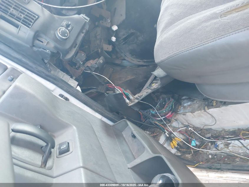 2019 Chevrolet Express Cutaway Work Van VIN: 1HA3GTCGXKN015450 Lot: 43309809