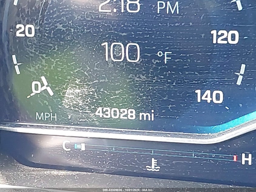 2022 CHEVROLET SILVERADO 1500 4WD  STANDARD BED LT - 2GCUDDED8N1502033