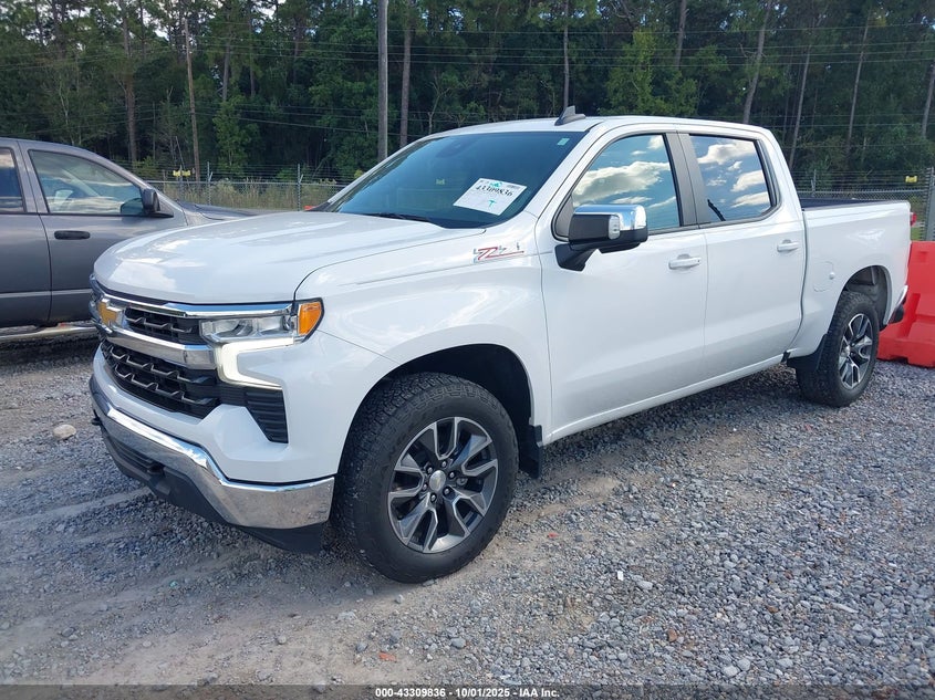 2022 CHEVROLET SILVERADO 1500 4WD  STANDARD BED LT - 2GCUDDED8N1502033