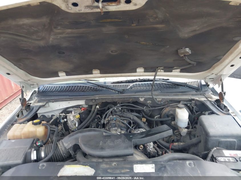 2001 Chevrolet Tahoe Ls VIN: 1GNEC13T31R203462 Lot: 43309841