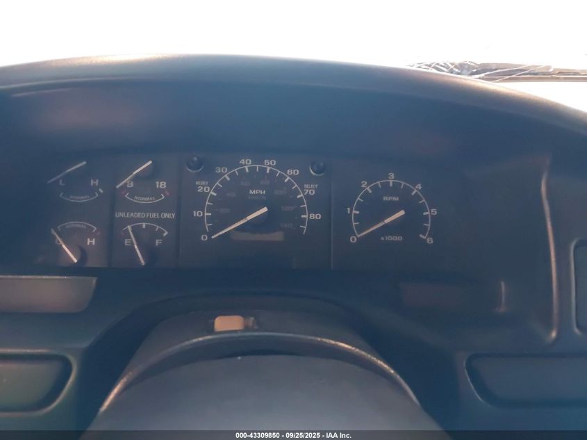 1996 Ford F250 VIN: 1FTHW26G2TEA52061 Lot: 43309850