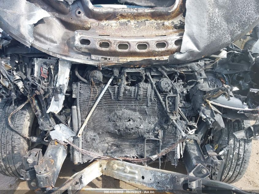 2015 Jeep Grand Cherokee Limited VIN: 1C4RJFBG3FC243004 Lot: 43309855