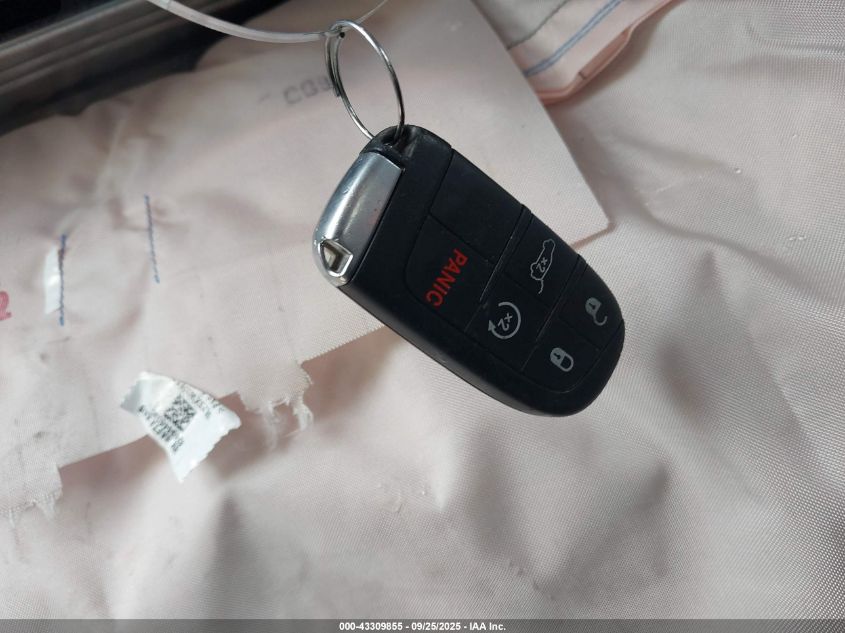 2015 Jeep Grand Cherokee Limited VIN: 1C4RJFBG3FC243004 Lot: 43309855