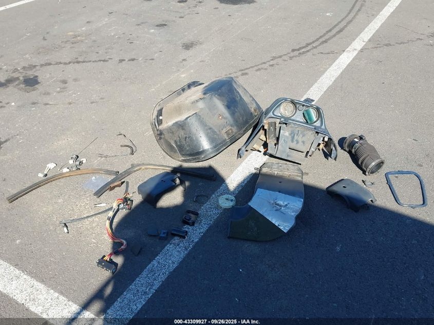 2000 Chevrolet Astro VIN: 1GCDM19W6YB126303 Lot: 43309927