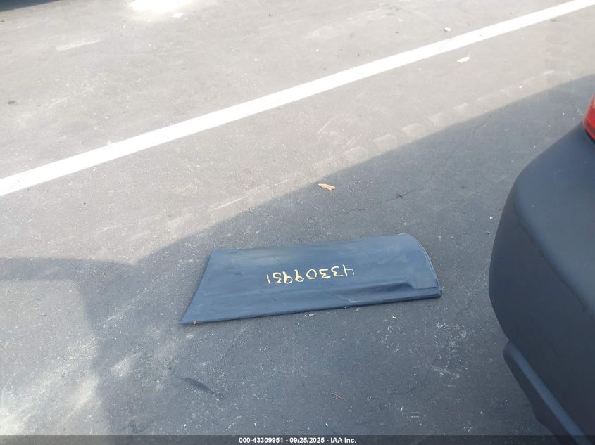 2003 Subaru Forester X VIN: JF1SG63653G732004 Lot: 43309951