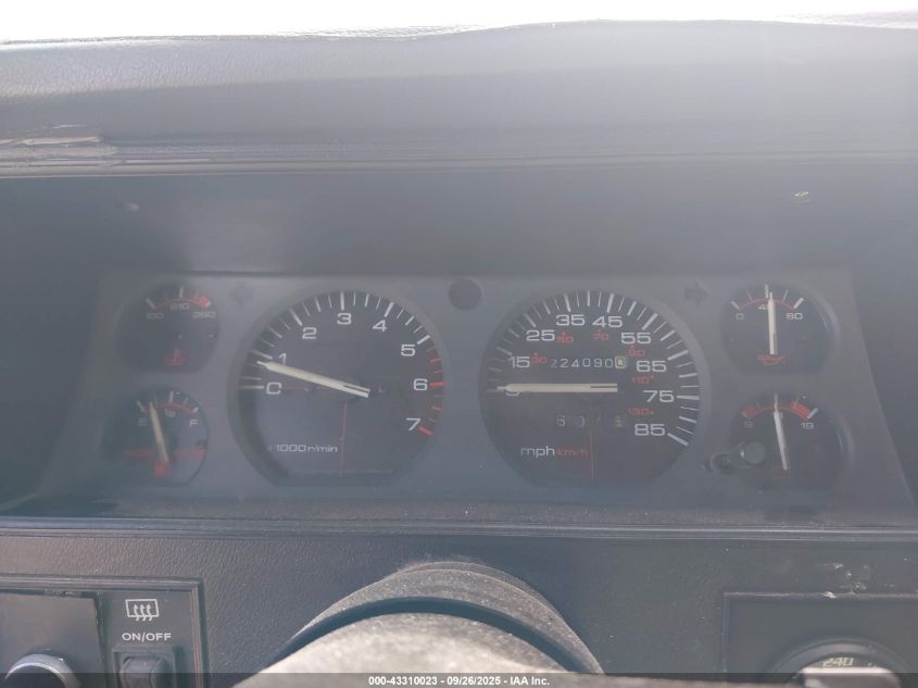 1992 Jeep Cherokee Sport VIN: 1J4FJ88S7NL135441 Lot: 43310023