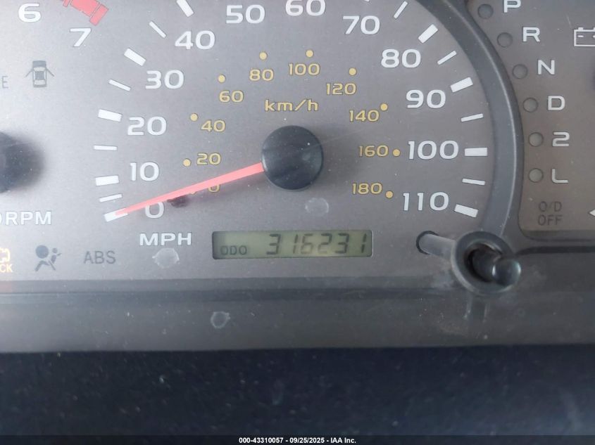 2004 Toyota Sequoia Sr5 V8 VIN: 5TDZT34A84S231136 Lot: 43310057