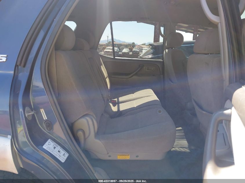 2004 Toyota Sequoia Sr5 V8 VIN: 5TDZT34A84S231136 Lot: 43310057