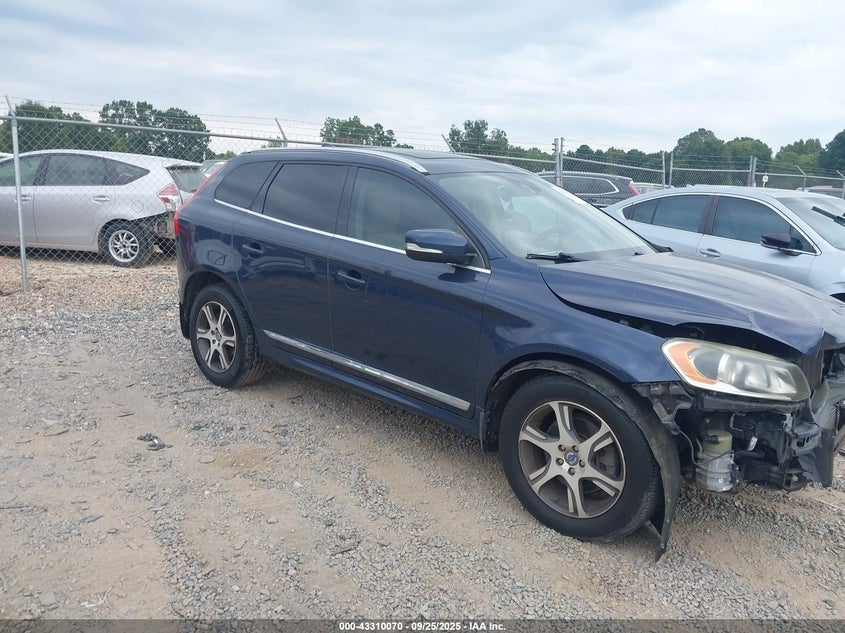 VOLVO XC60 T6 PREMIER PLUS