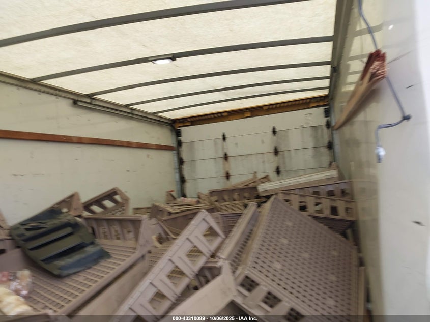 2016 Ford E-350 Cutaway VIN: 1FDWE3FSXGDC41830 Lot: 43310089