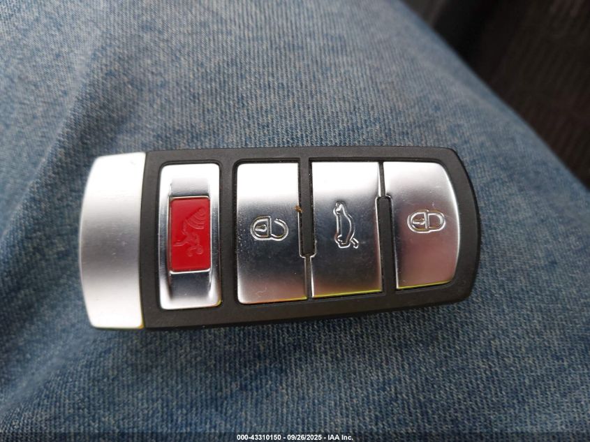 2011 Volkswagen Cc Sport VIN: WVWNP7AN3BE704266 Lot: 43310150