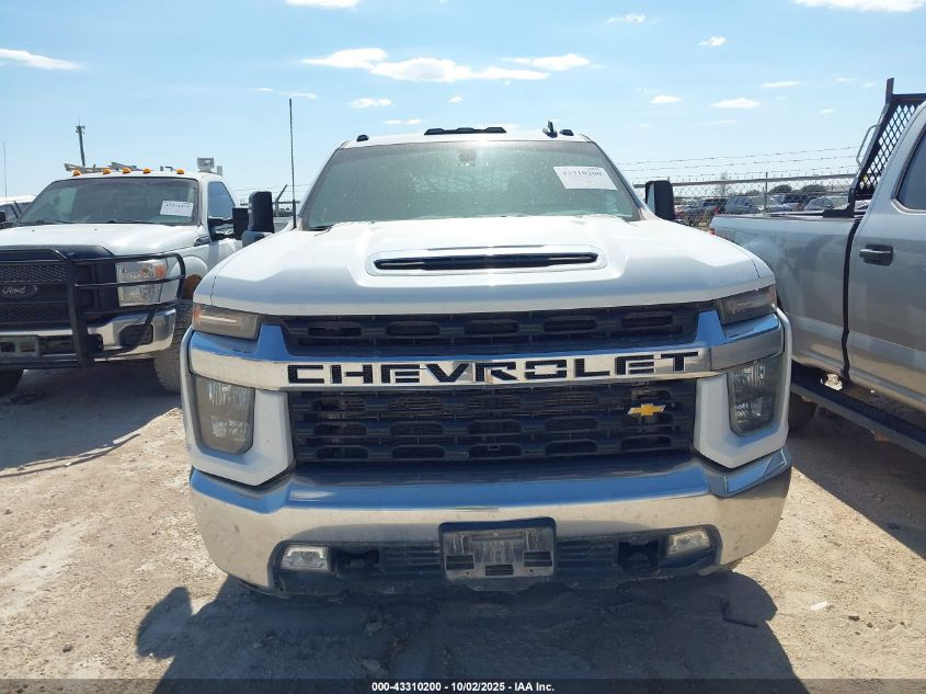2022 Chevrolet Silverado 3500Hd Chassis Lt VIN: 1GB4YTEYXNF340257 Lot: 43310200