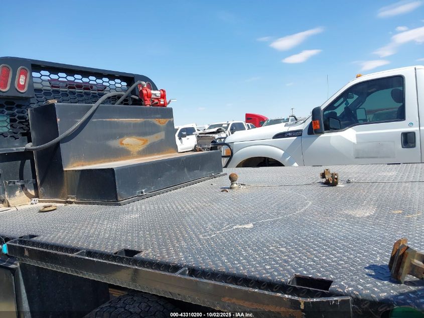 2022 Chevrolet Silverado 3500Hd Chassis Lt VIN: 1GB4YTEYXNF340257 Lot: 43310200