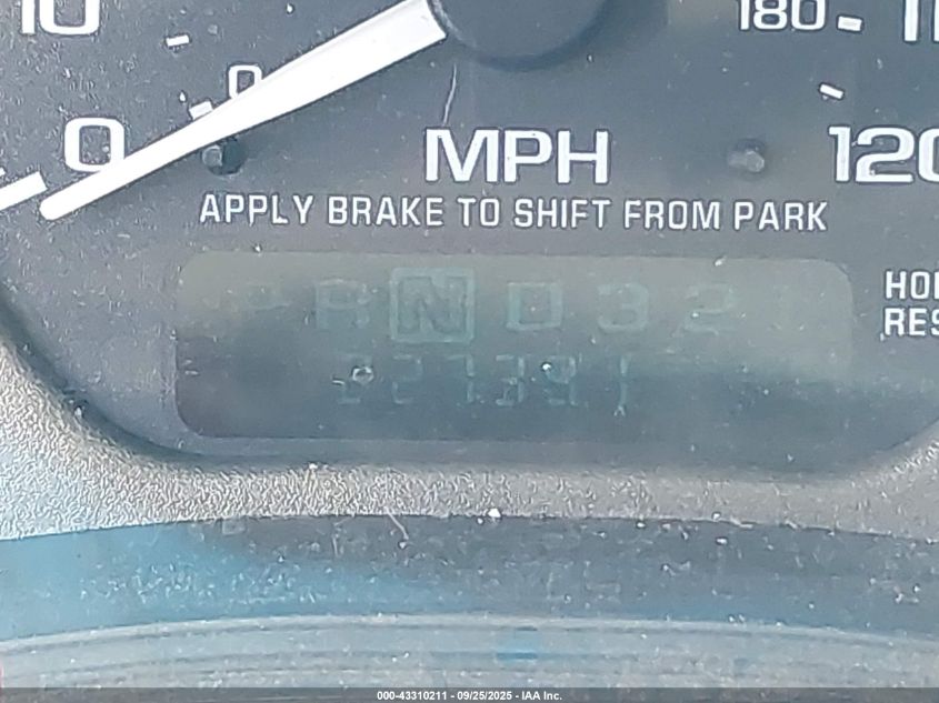 2002 GMC Yukon Denali VIN: 1GKEK63U72J213739 Lot: 43310211