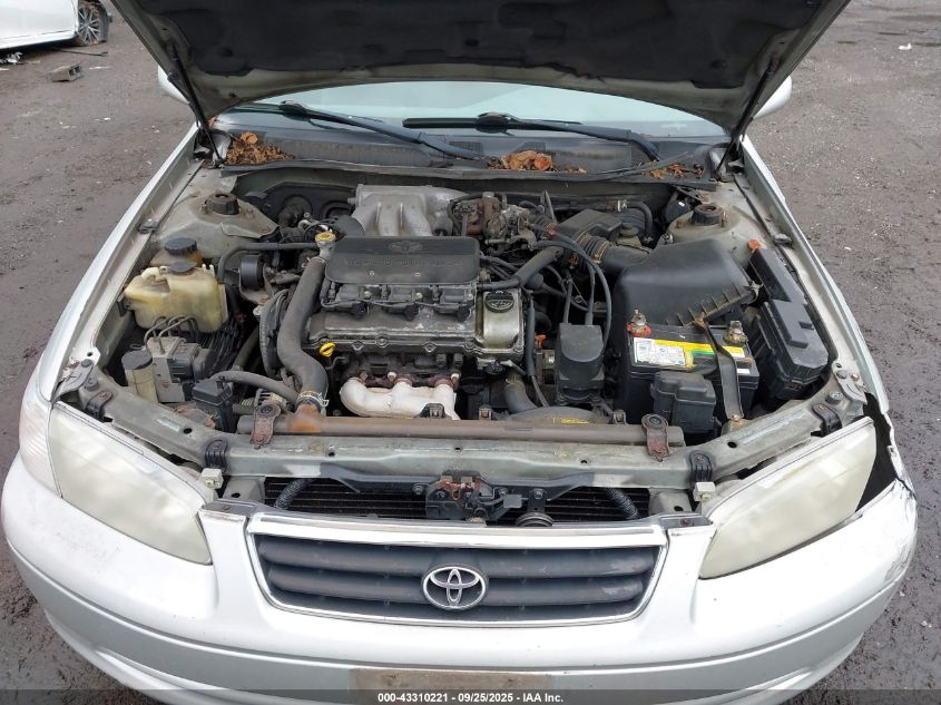 2000 Toyota Camry Le V6 VIN: 4T1BF22K4YU098726 Lot: 43310221