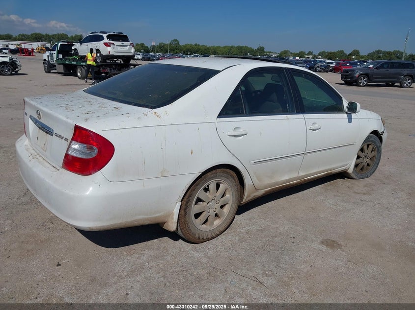 4T1BE32K12U060208 2002 TOYOTA CAMRY photo no. 4