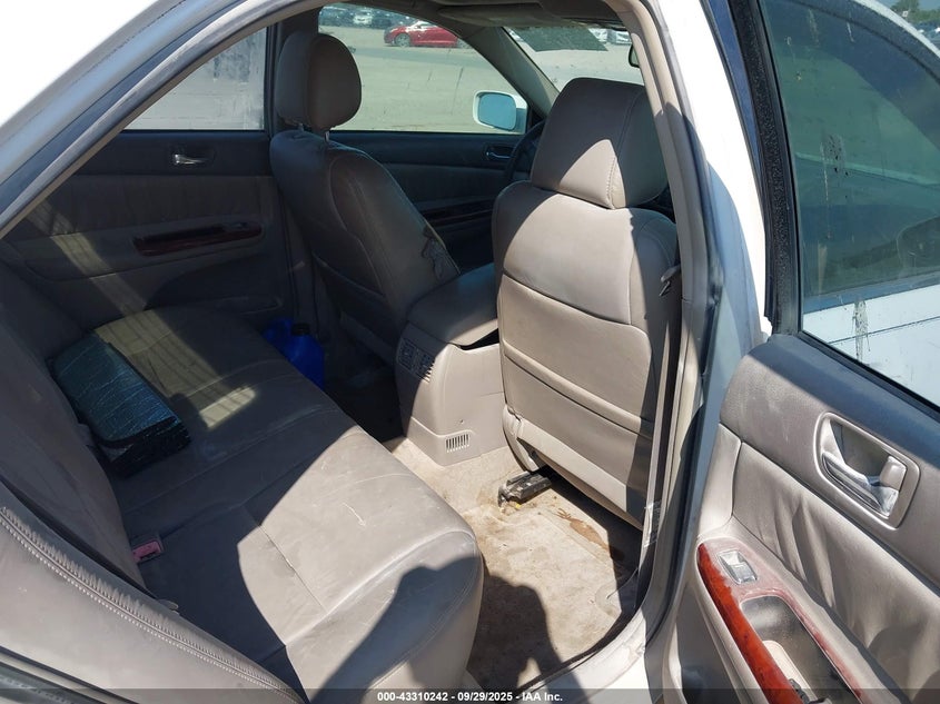 4T1BE32K12U060208 2002 TOYOTA CAMRY photo no. 8