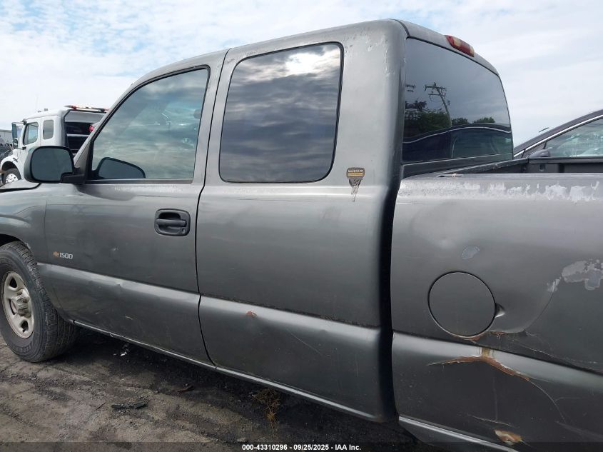 2000 Chevrolet Silverado 1500 VIN: 2GCEC19W3Y1132597 Lot: 43310296