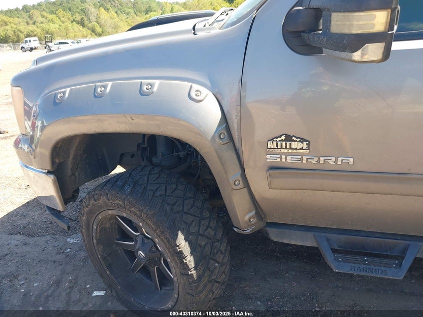 2013 GMC SIERRA 1500 SLE - 3GTP2VE74DG342127