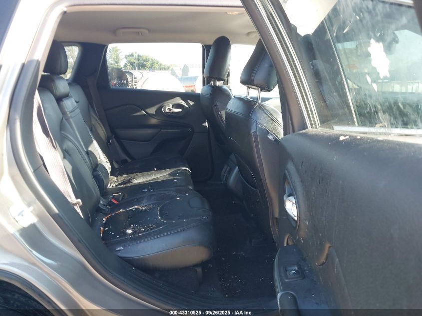 2016 Jeep Cherokee Latitude VIN: 1C4PJLCS8GW281627 Lot: 43310525