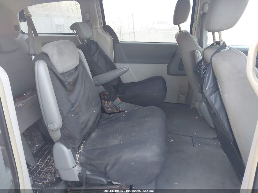 2008 Chrysler Town & Country Lx VIN: 2A8HR44H08R721137 Lot: 43310565