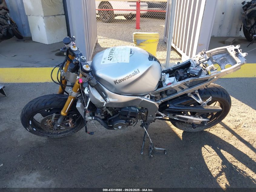 2003 Kawasaki Zx636 B1 VIN: JKBZXJB153A021512 Lot: 43310568