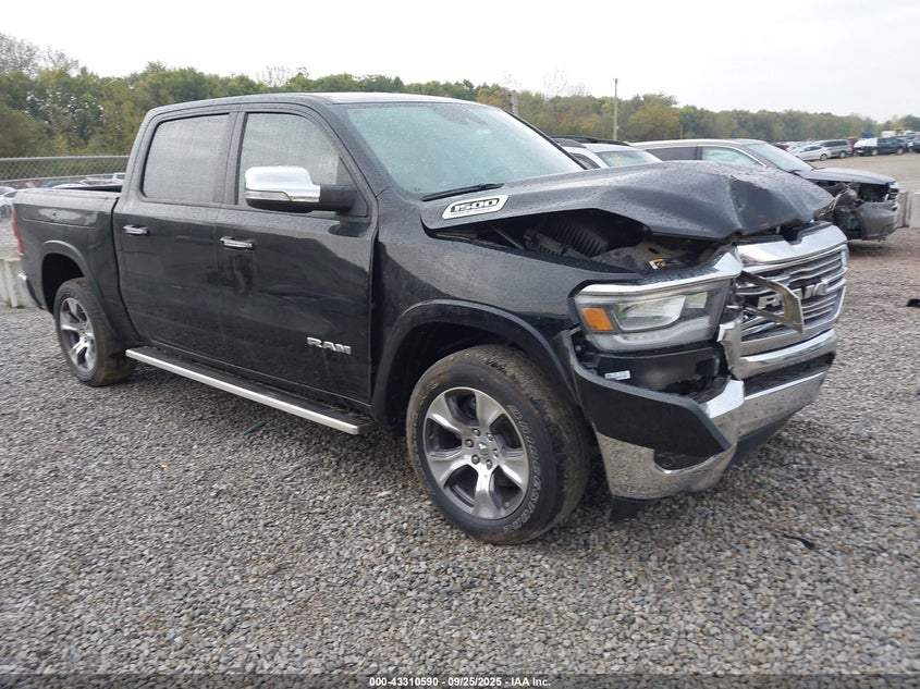 RAM 1500 LARAMIE 4X4 5 7 BOX
