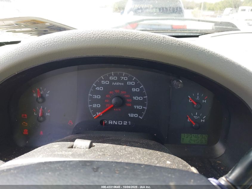 2007 Ford F-150 Stx/Xl/Xlt VIN: 1FTRF12267NA69332 Lot: 43310640