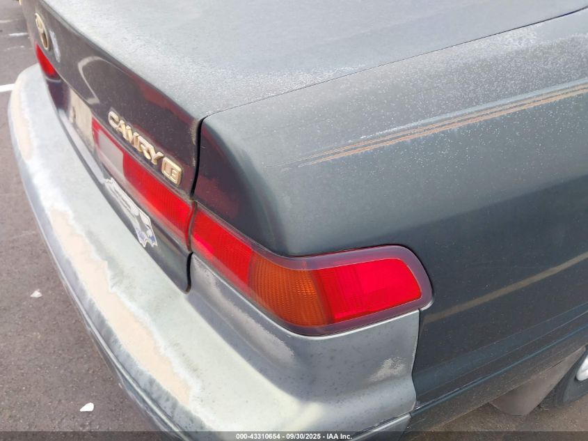 1997 Toyota Camry Le VIN: JT2BG22K3V0025263 Lot: 43310654