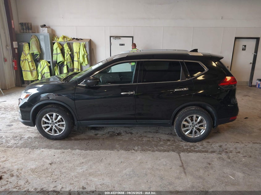 2017 Nissan Rogue 2.5 Sv Black Lot 111043310656 Vin KNMAT2MV8HP587418