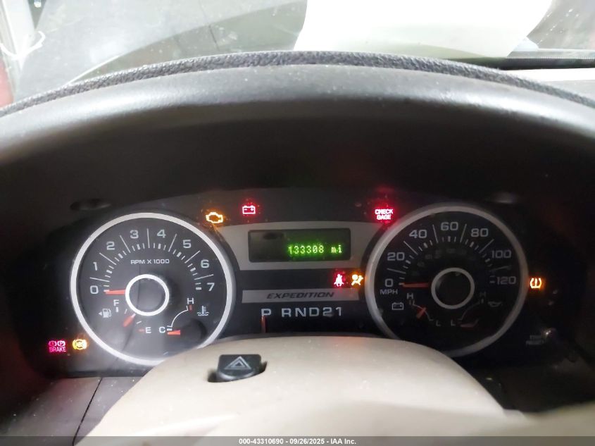 2005 Ford Expedition Eddie Bauer/King Ranch VIN: 1FMFU175X5LA76073 Lot: 43310690