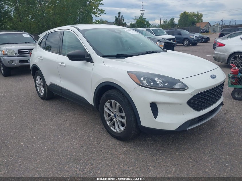 2022 Ford Escape Se
