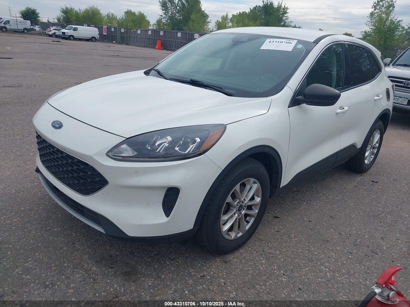 2022 Ford Escape Se