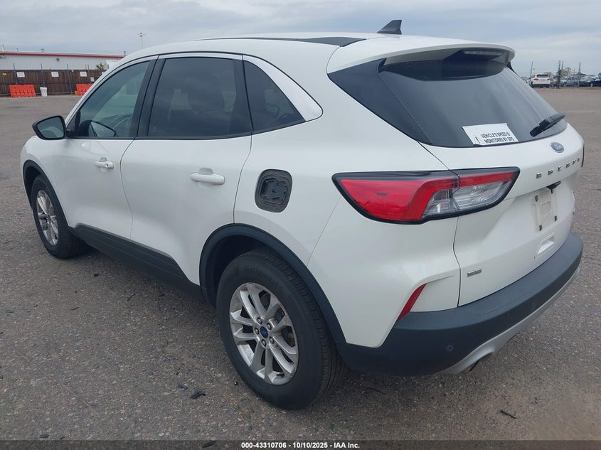 2022 Ford Escape Se