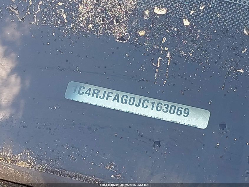 2018 Jeep Grand Cherokee Laredo E 4X4 VIN: 1C4RJFAG0JC163069 Lot: 43310709