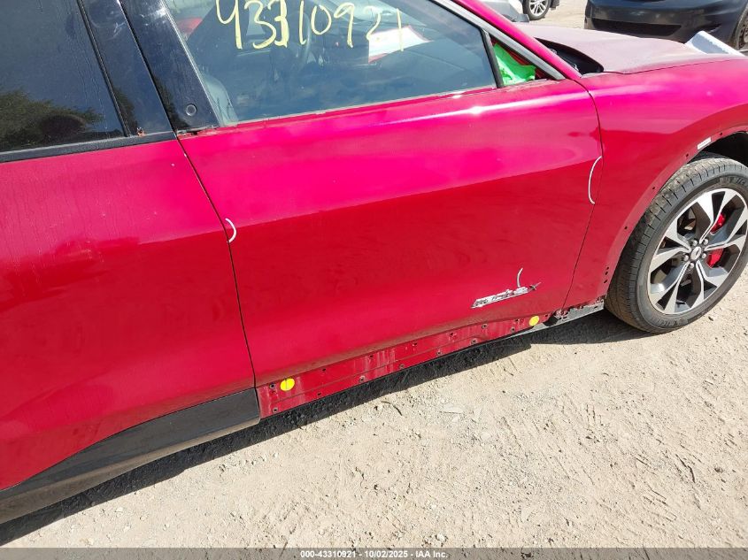 2021 Ford Mustang Mach-E Premium VIN: 3FMTK3SU2MMA02680 Lot: 43310921