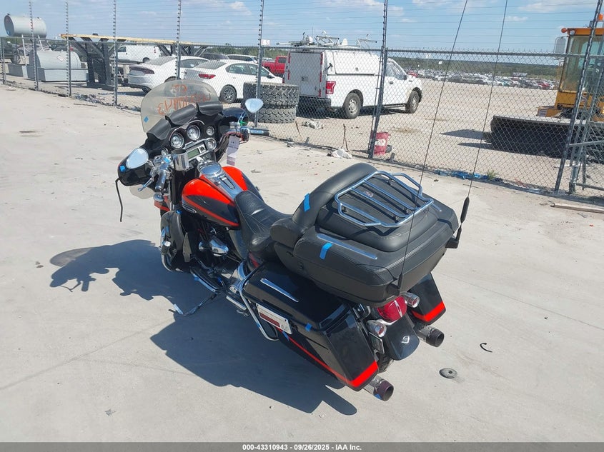 2007 HARLEY-DAVIDSON FLHTCUSE - 1HD1PR8107Y953805