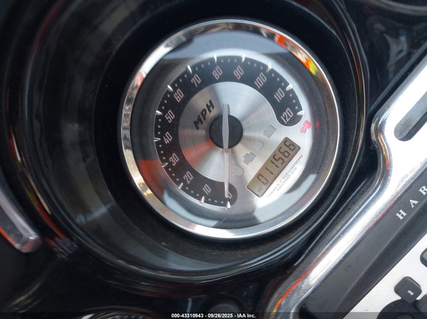 2007 HARLEY-DAVIDSON FLHTCUSE - 1HD1PR8107Y953805