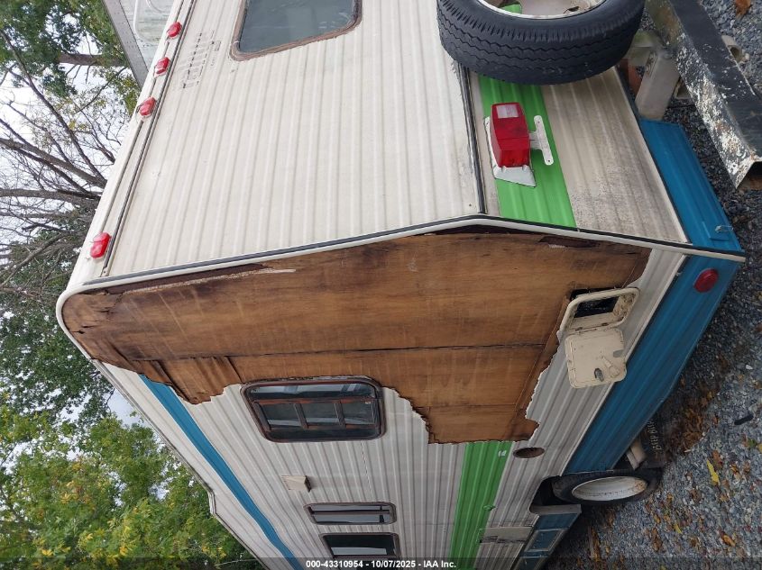 1988 Chevrolet G30 VIN: 2GBJG31M2J4137923 Lot: 43310954