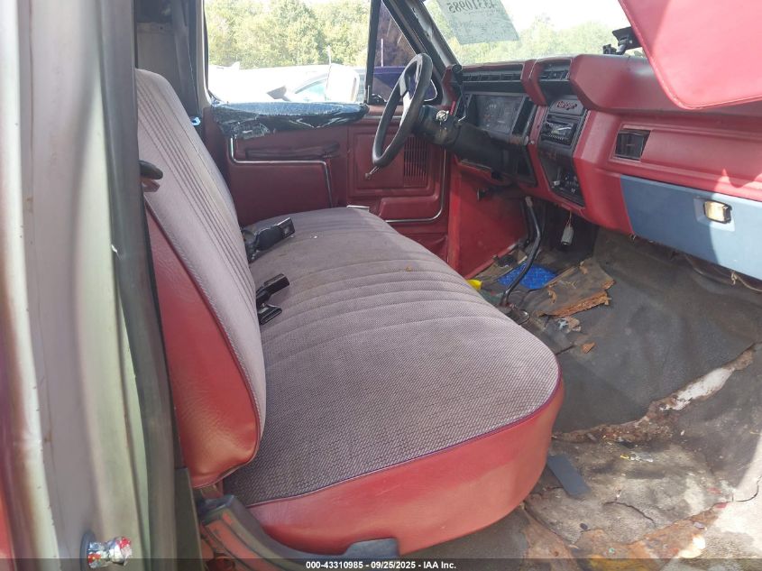 1982 Ford F150 VIN: 1FTDF15E6CNA64271 Lot: 43310985