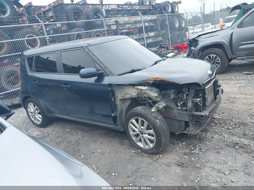 2018 KIA SOUL + - KNDJP3A58J7541642