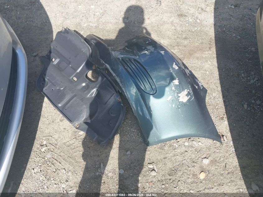 2004 Toyota Camry Le VIN: 4T1BE32K14U280080 Lot: 43311083