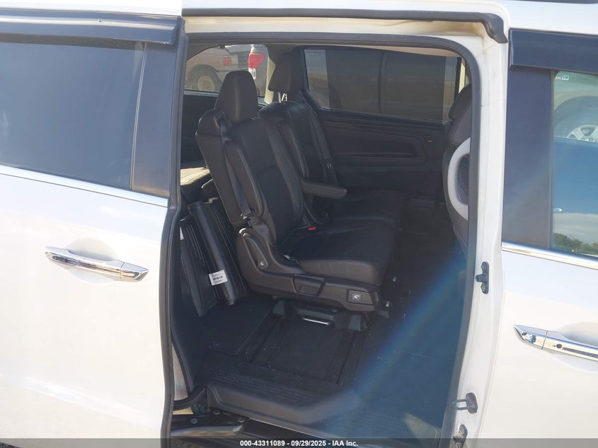 2018 HONDA ODYSSEY EX-L - 5FNRL6H78JB032491