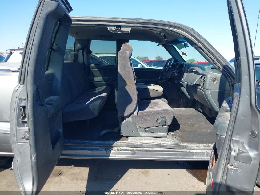 2000 GMC Sierra 1500 Sle VIN: 2GTEC19T5Y1168507 Lot: 43311131