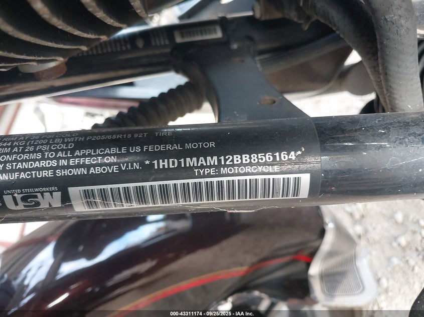 2011 Harley-Davidson Flhtcutg VIN: 1HD1MAM12BB856164 Lot: 43311174